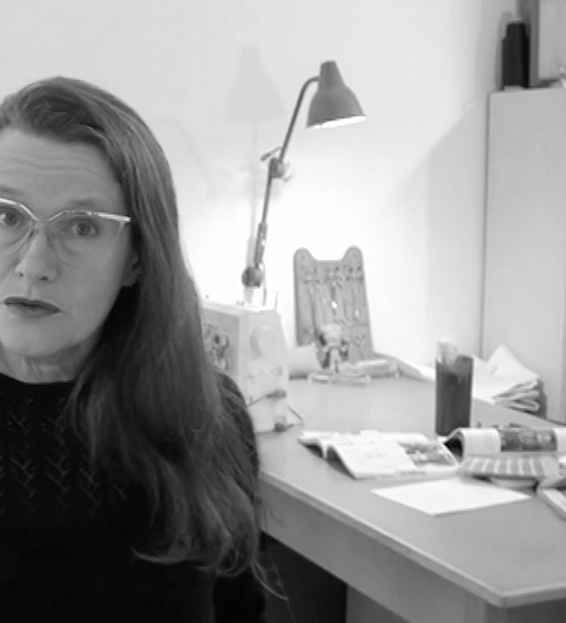 Atelier-Zeichentisch-sw